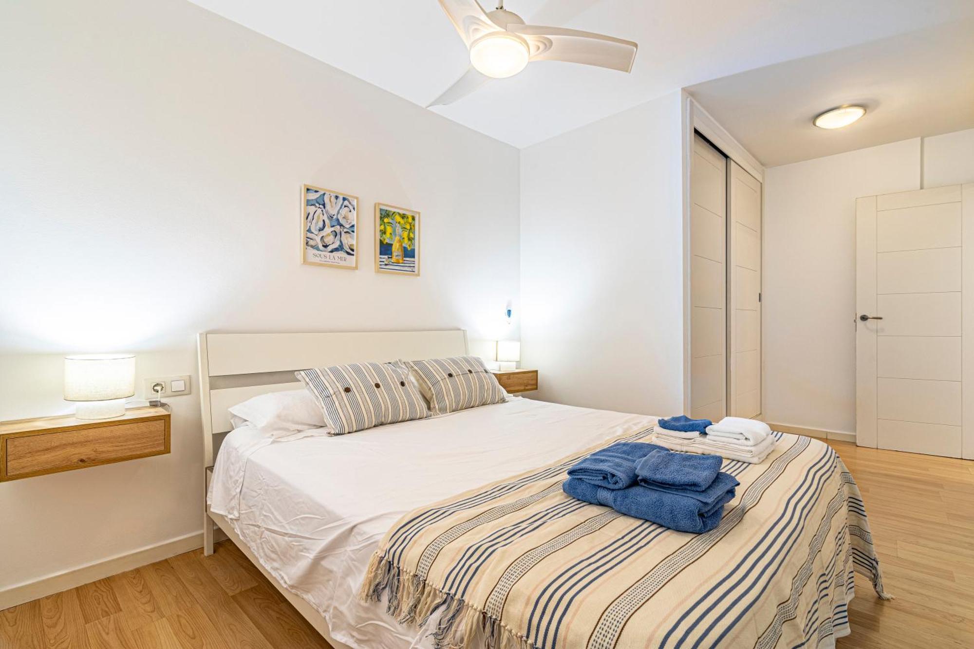 Solis Mare Apartments - Pedregalejo Beach Malaga Ngoại thất bức ảnh