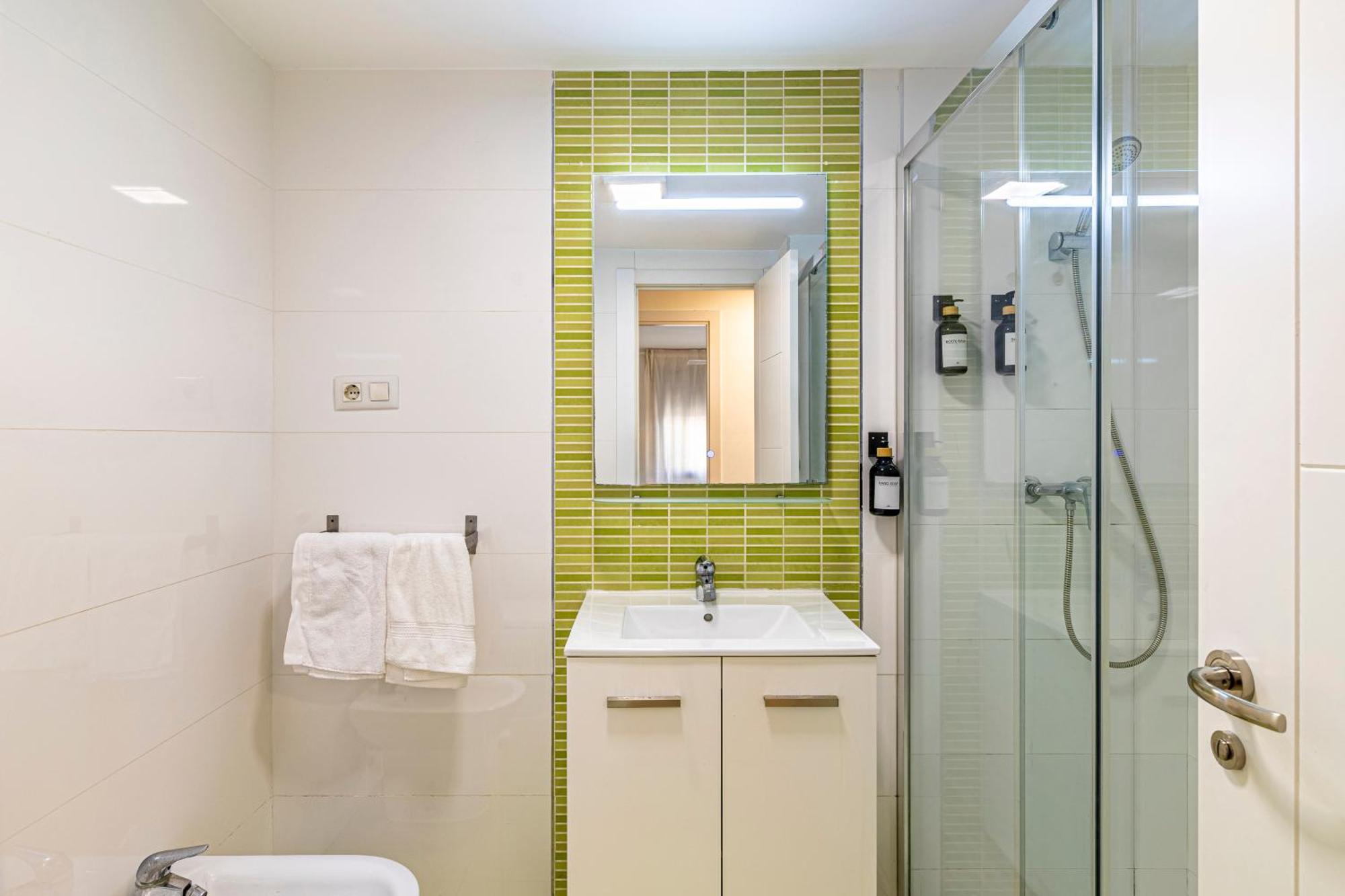 Solis Mare Apartments - Pedregalejo Beach Malaga Ngoại thất bức ảnh