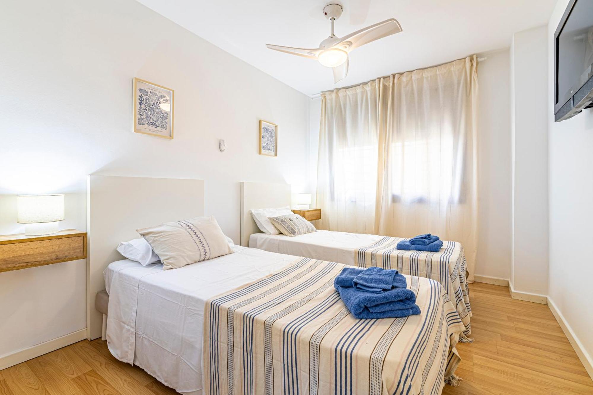Solis Mare Apartments - Pedregalejo Beach Malaga Ngoại thất bức ảnh