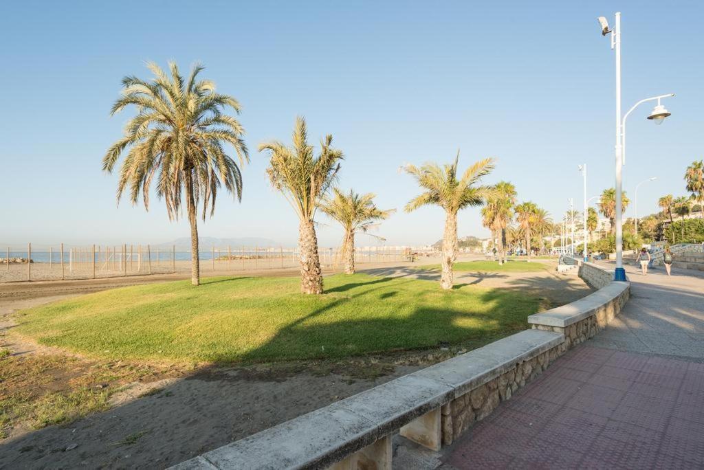 Solis Mare Apartments - Pedregalejo Beach Malaga Ngoại thất bức ảnh